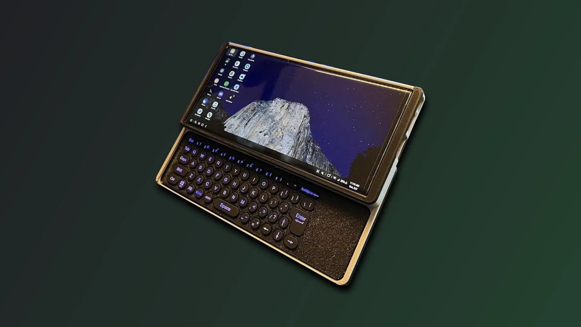 Chiếc Samsung Galaxy Note 10+ với vỏ bàn phím vật lý trượt được in 3D, biến điện thoại thành laptop mini