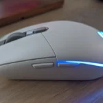 Chuột gaming có dây Logitech G203 Prodigy với thiết kế công thái học và các nút bấm bên hông tiện lợi