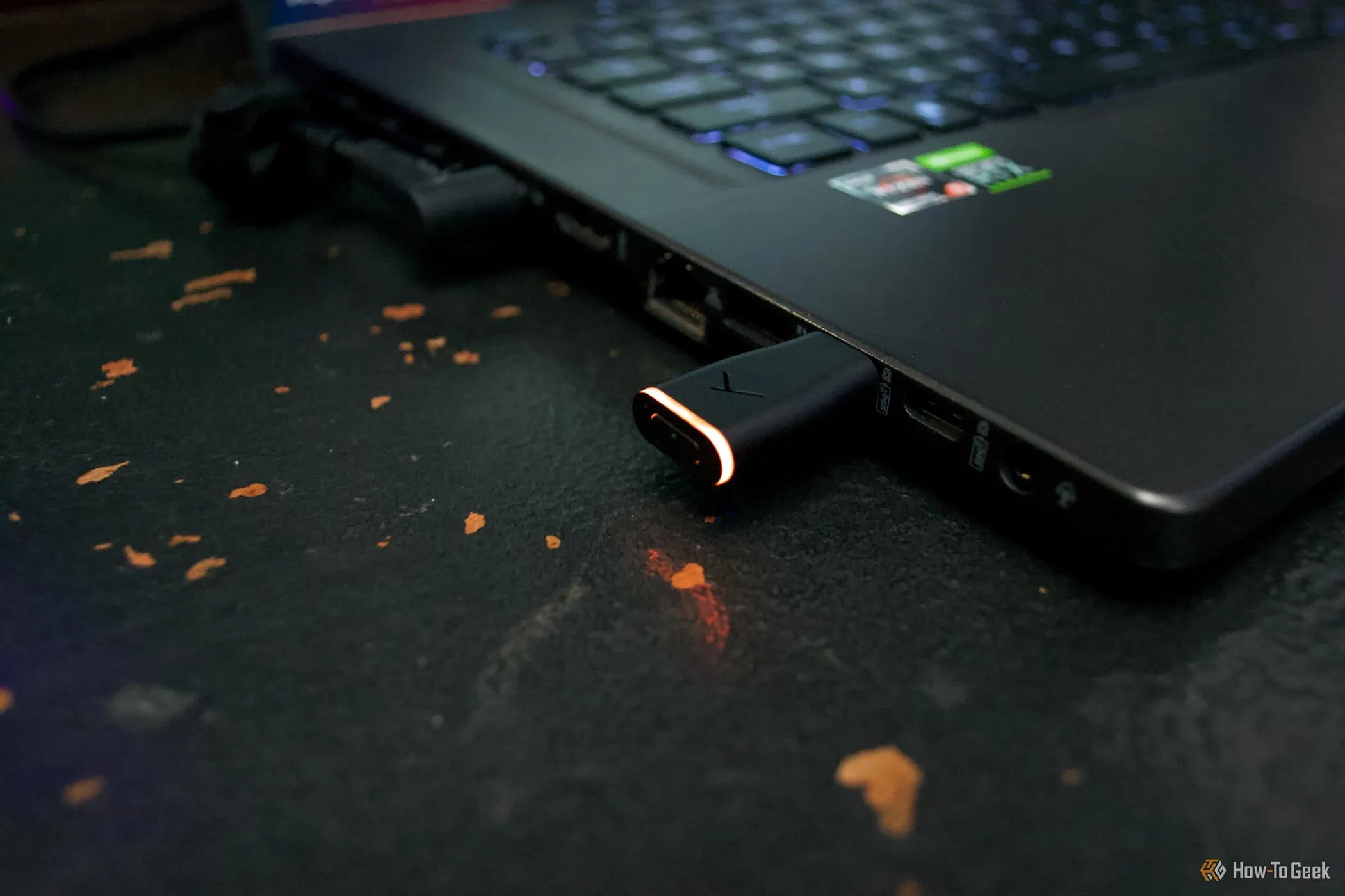 Dongle không dây độ trễ thấp của tai nghe Beyerdynamic MMX 200