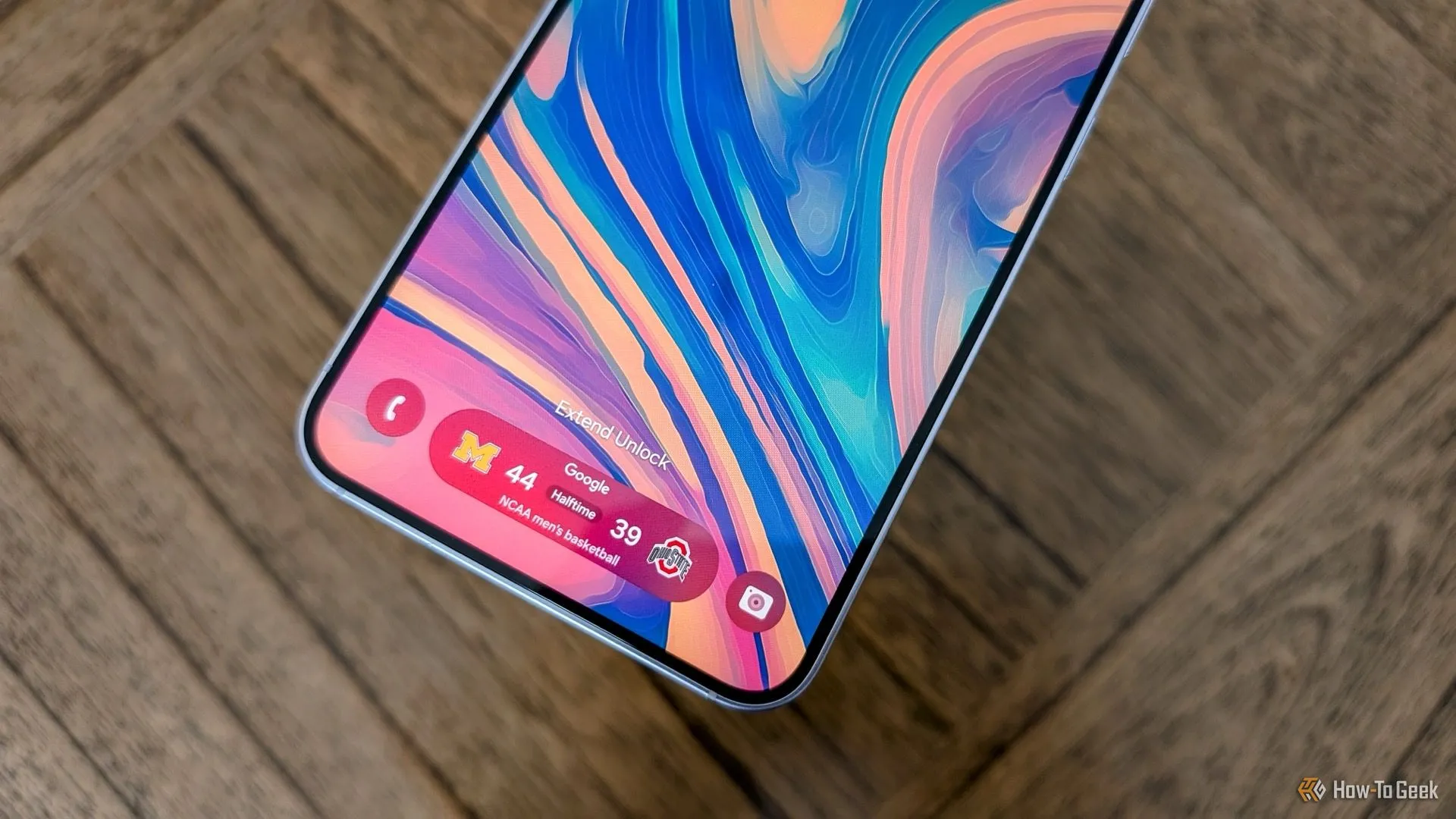 Giao diện điện thoại Samsung Galaxy hiển thị "Now Bar" được cải tiến, chuẩn bị cho bản cập nhật One UI 7
