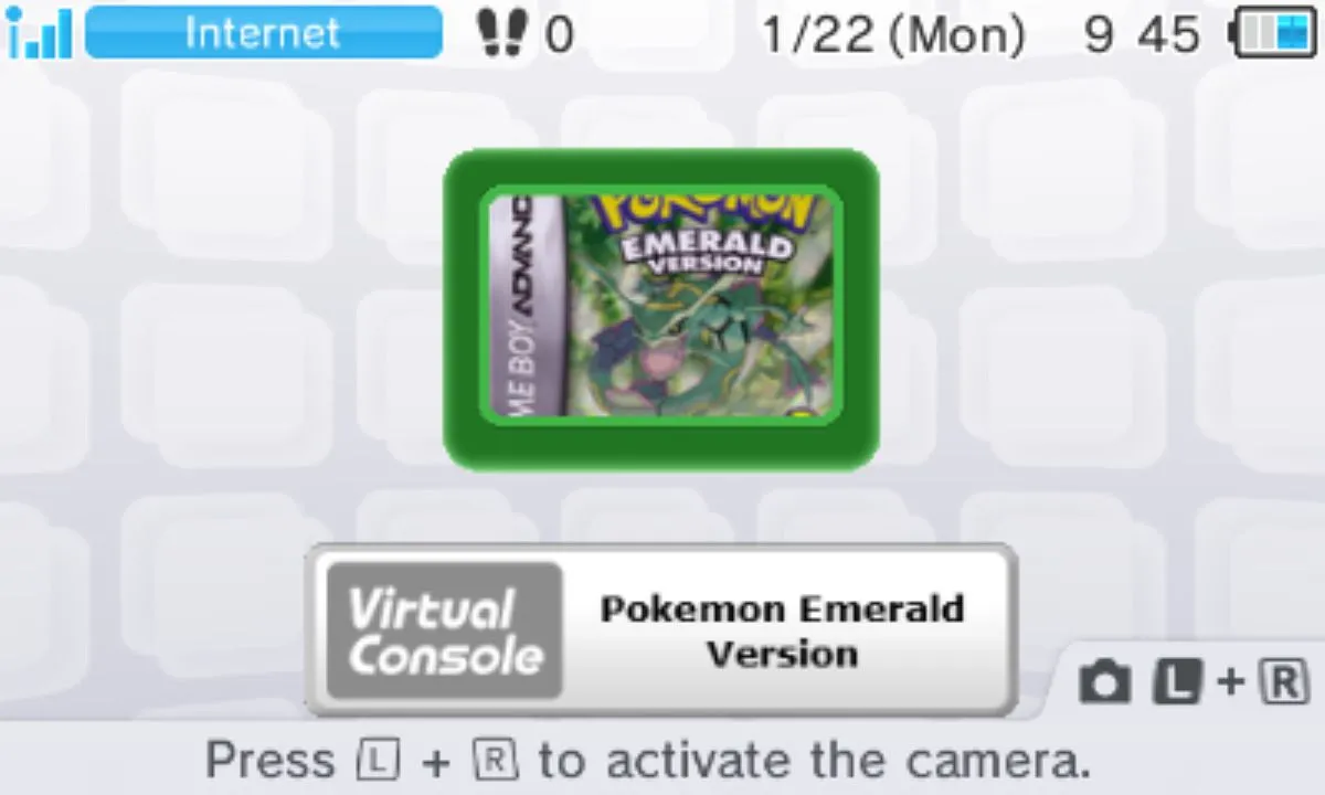 Giao diện game Pokémon Emerald trên Game Boy Advance, một trong những tựa game đã giúp duy trì sức hút của JRPG trên hệ máy cầm tay.