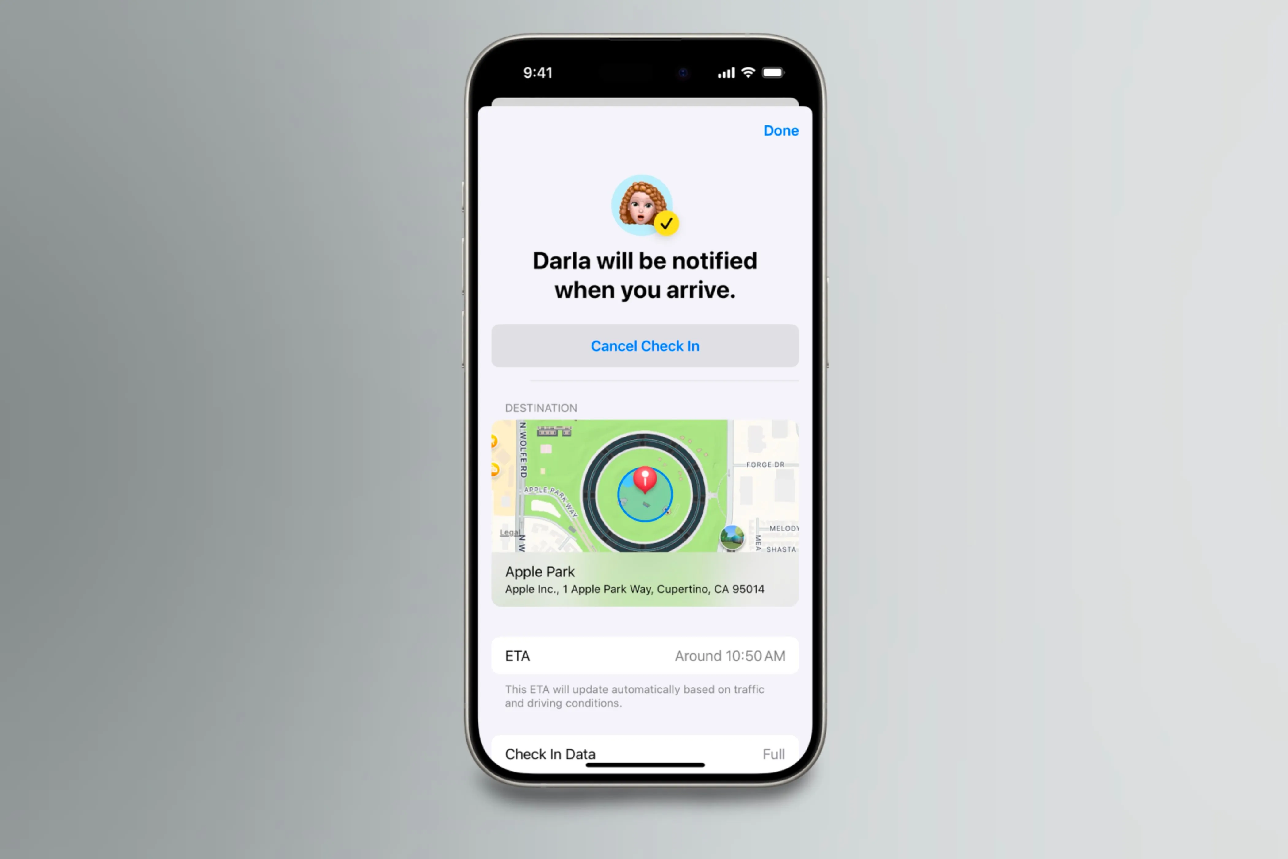 Màn hình iPhone hiển thị tin nhắn Check In của Apple