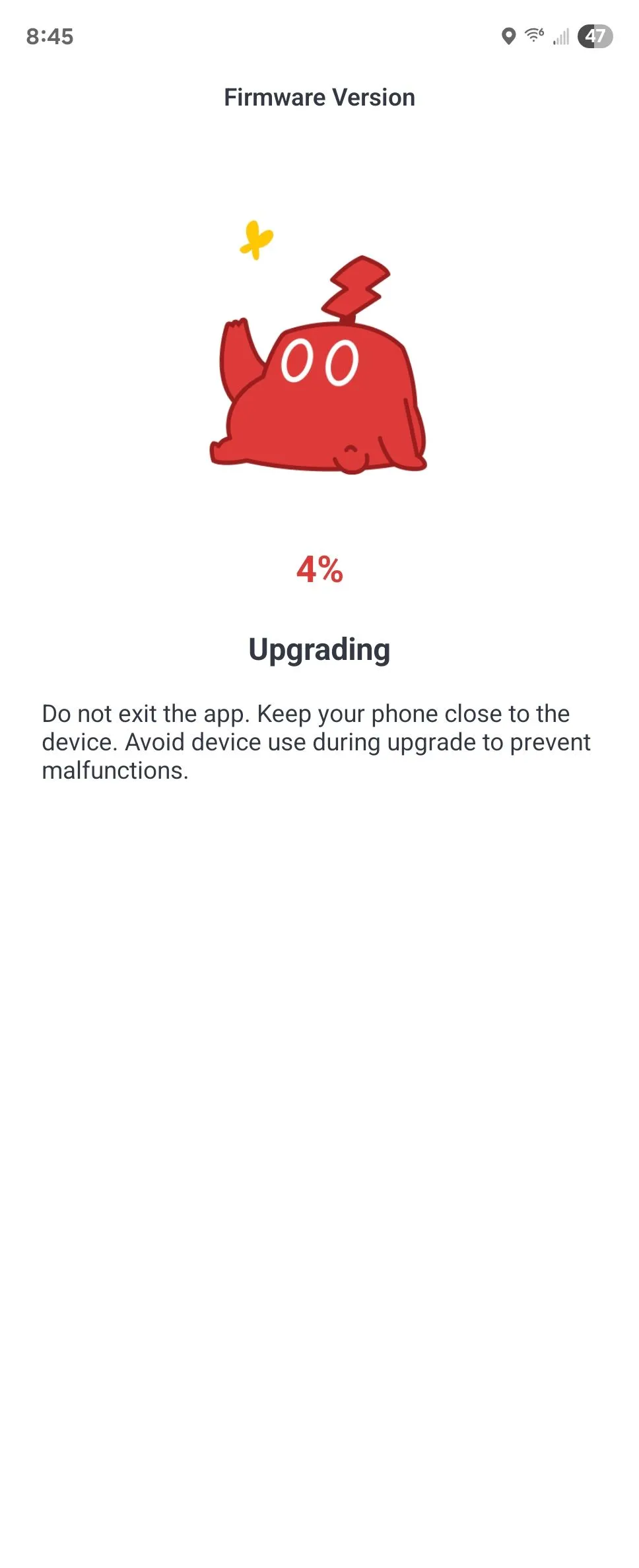Màn hình ứng dụng SwitchBot trên Android đang thực hiện quá trình nâng cấp firmware cho thiết bị, minh chứng cho khả năng cập nhật không dây.