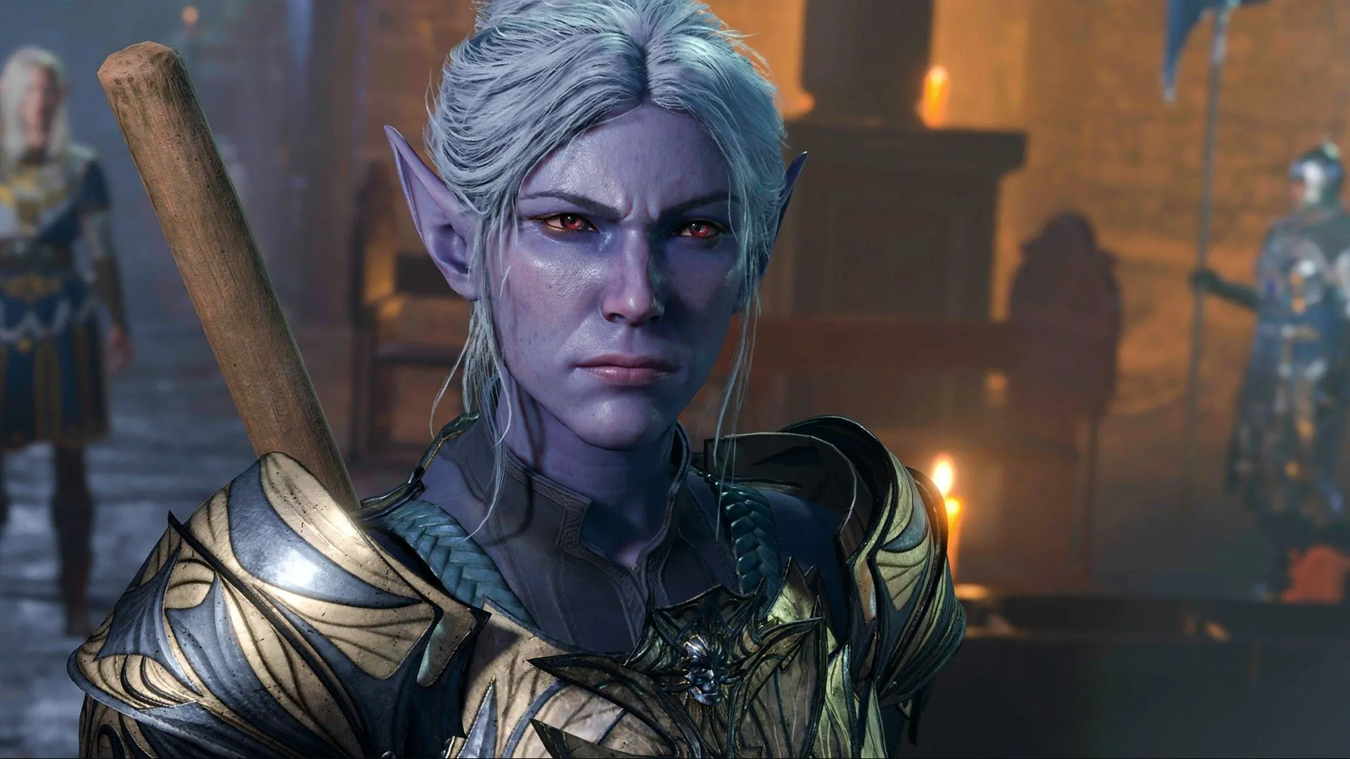 Một nhân vật yêu tinh tóc tím nhìn với vẻ mặt tức giận trên màn hình trong Baldur's Gate 3