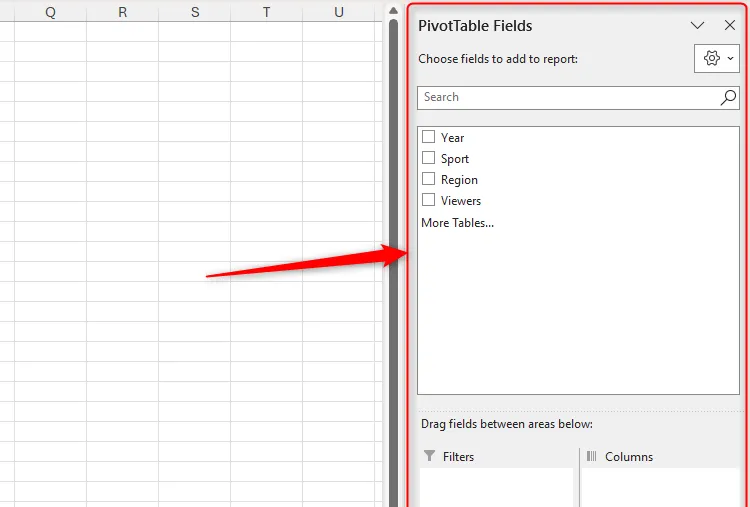 Ngăn PivotTable Fields trong Microsoft Excel cho phép chọn trường và tổ chức dữ liệu theo hàng, cột.