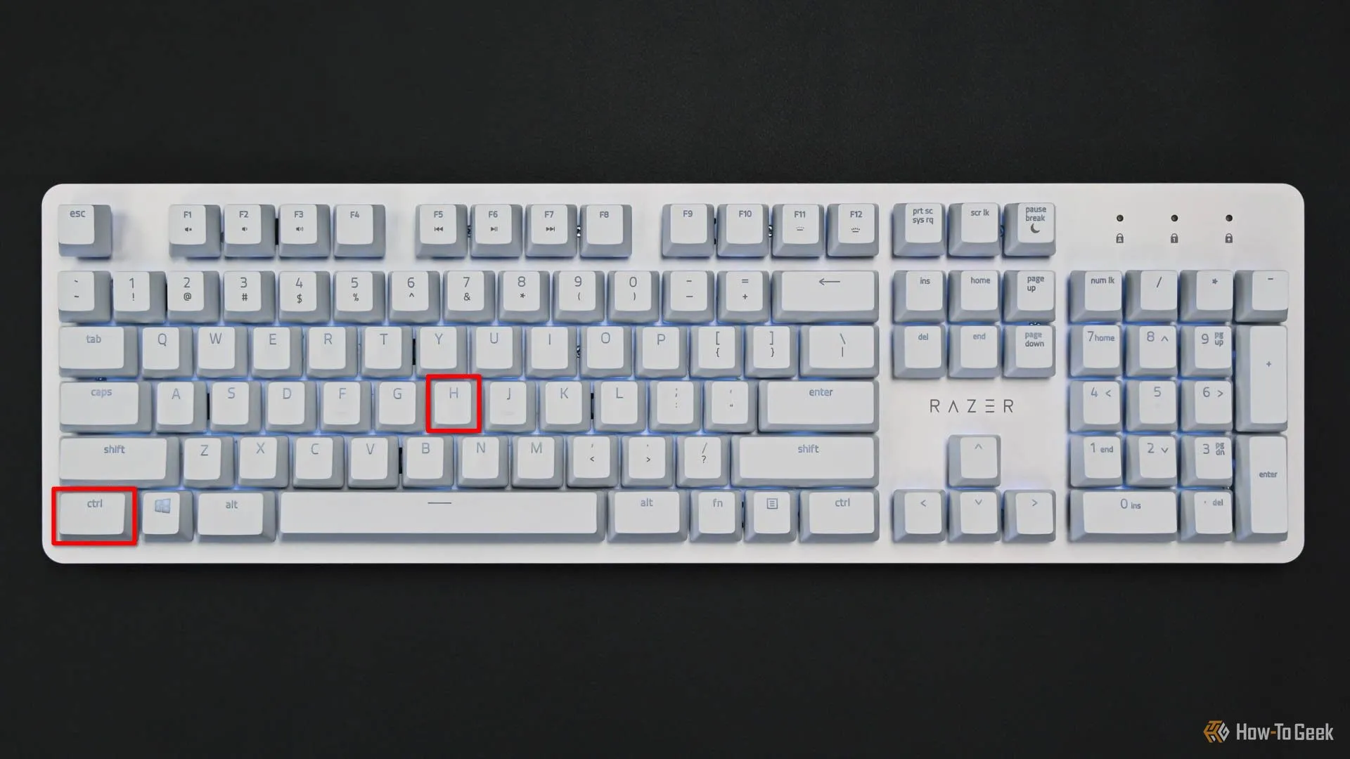 Phím Ctrl và H được đánh dấu trên bàn phím, phím tắt hiển thị thư mục ẩn trong Dolphin.