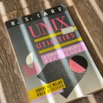 Sách "UNIX Utilities: A Programmer's Reference" xuất bản năm 1987, minh chứng cho sự bền vững của các lệnh terminal Unix và Linux