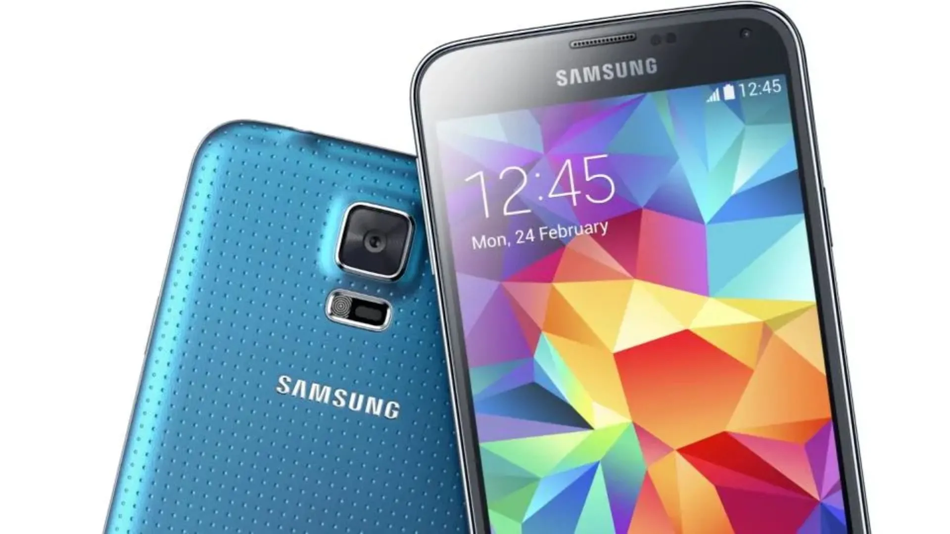 Samsung Galaxy S5 màu xanh với thiết kế mặt lưng nhựa chấm bi gây thất vọng