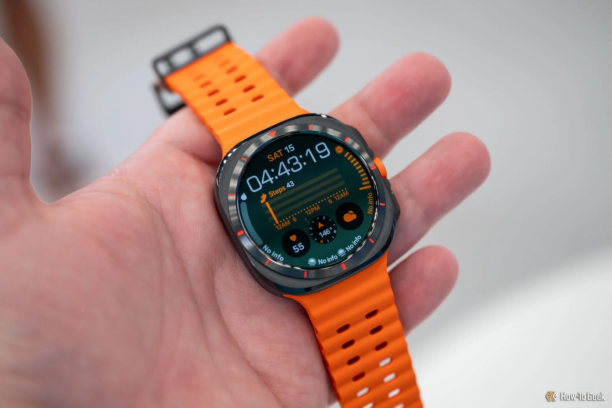 Samsung Galaxy Watch Ultra nhận bản cập nhật One UI 8 sớm hơn dự kiến
