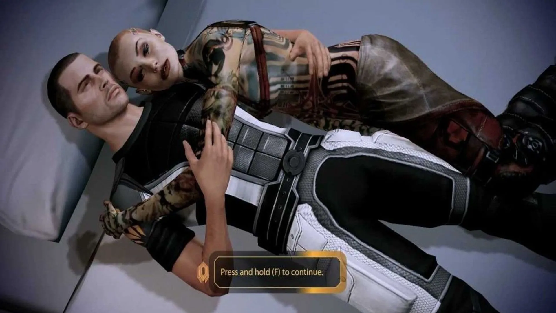 Shepard nam và Jack tình tứ trong Mass Effect 2, thể hiện sự phát triển nhân vật qua mối quan hệ lãng mạn.